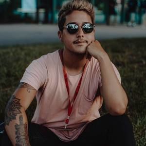 Meet your Posher, Rory